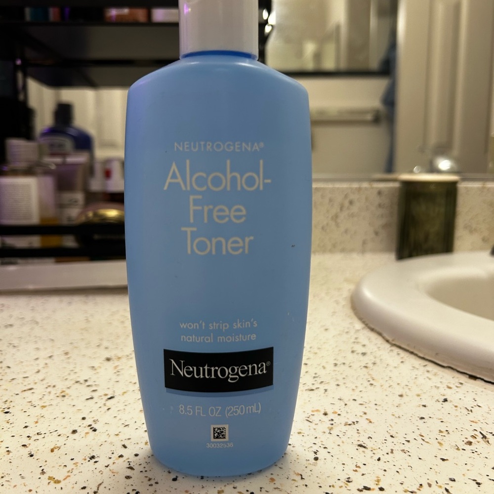 Neutrogena Blue Bottle Alcohol-Free Toner